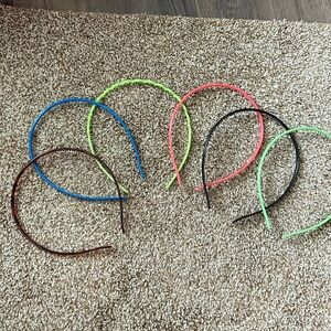 6 Thin Plastic Headbands